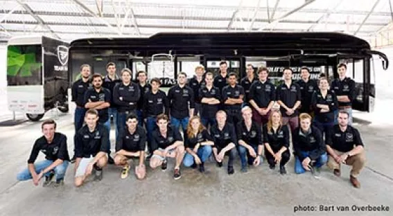 team bus mieren zuur gas_0